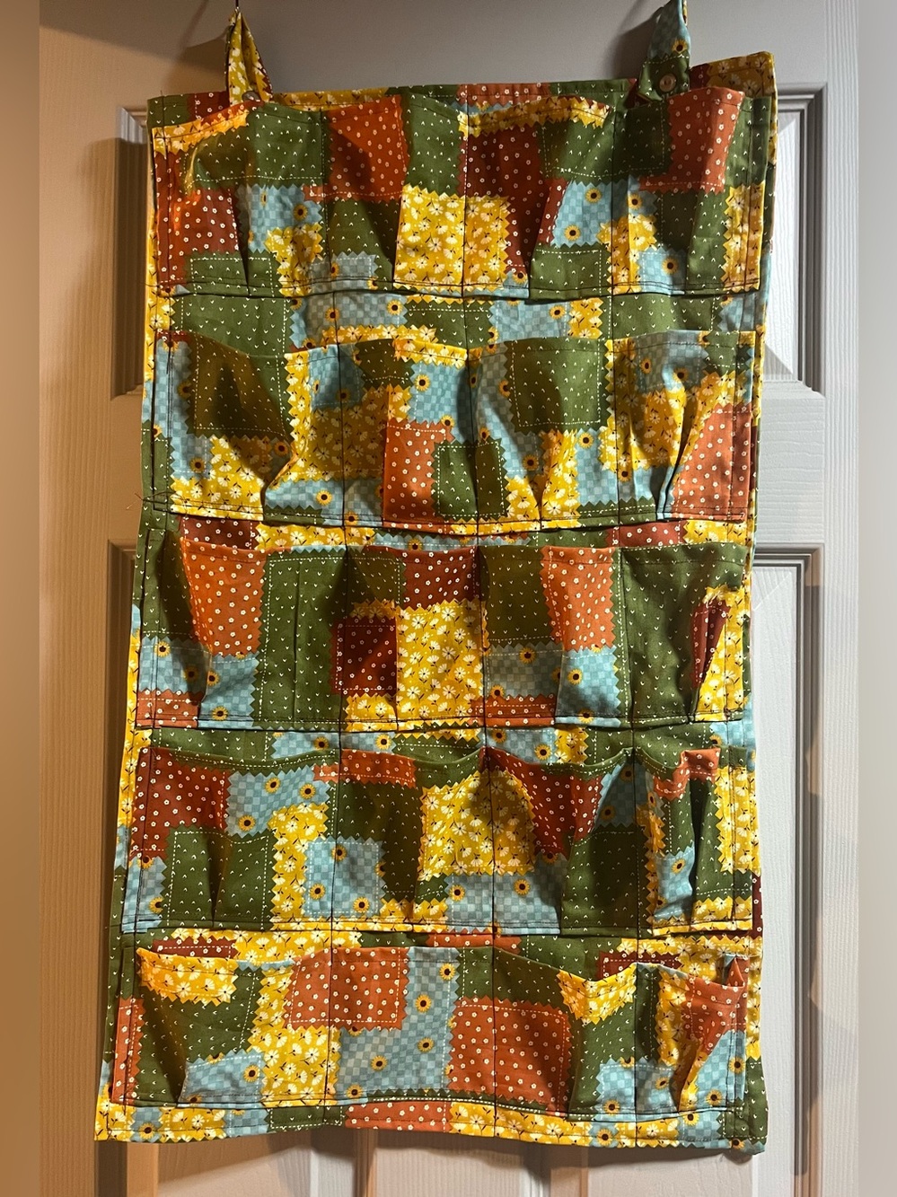Handmade Patchwork Fabric Hanging Wall Storage Organizer (20 Pockets)